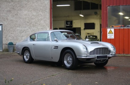 Aston Martin DB6