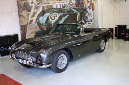 Aston Martin DB6 Volante